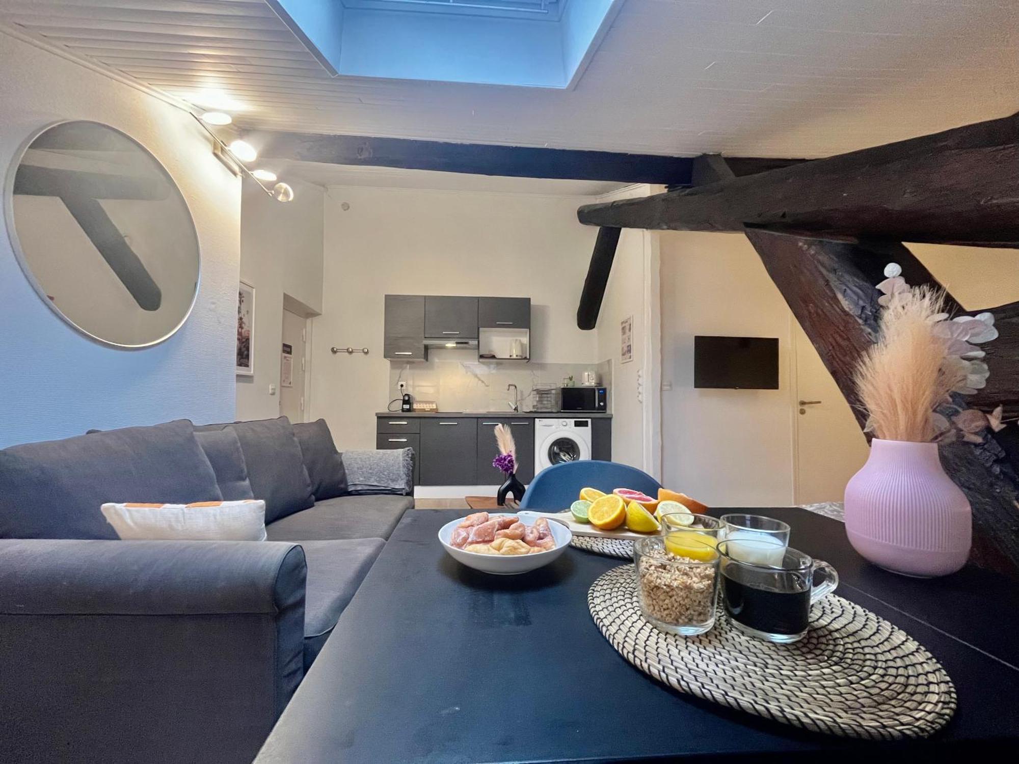 Suite Polkka Lione Esterno foto
